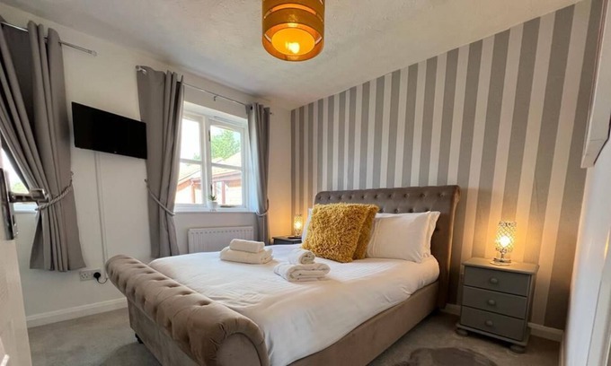 Telford House | Coney Green Way - close to PRH