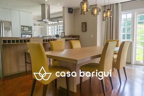 Bigorrilho Apartment | Conforto e Espaço para Família, 2 vagas, WiFi 500m