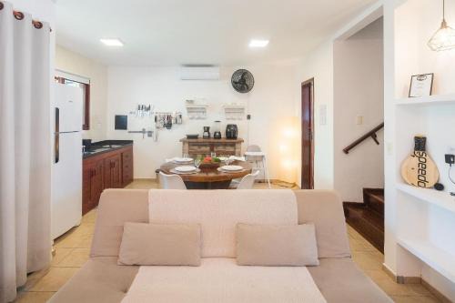 Pipa Ski Chalet | Conforto e Vista Mar em Pipa: Sobrado Central com 2 Suítes