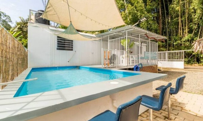 Manzanillo House | Container Pool House Manzanillo