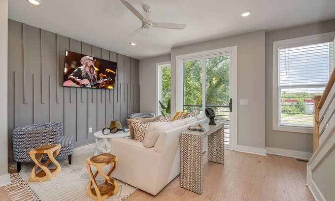 Cleveland Park House | Contemporary Country-Mins 2 Broadway-Private Patio