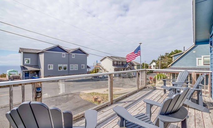Nelscott House | Contemporary home with luxurious, granite-topped kitchen and amazing ocean views