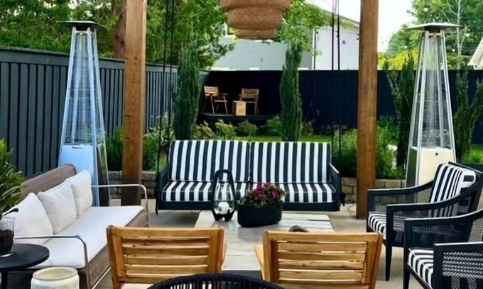 Rochelle Park House | Contemporary stylish open space concept vacation home-away from home !