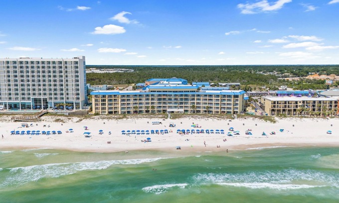 Panama City Beach Condo | Continental by Book That Condo
