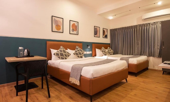 Thousand Lights Hotel | Convastay Prestige- Near Apollo Hospital & US Consulate