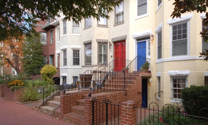 Stanton Park Apartment | Convenient, comfortable Capitol Hill 1 BR apt nr US Capitol, Metro