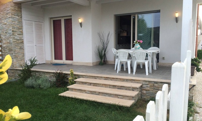 Focene Apartment | Convenient villa for visiting Rome and wonderful days at the beach