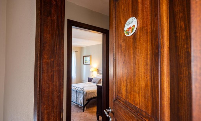 Castiglione Falletto Hotel | CONVINO