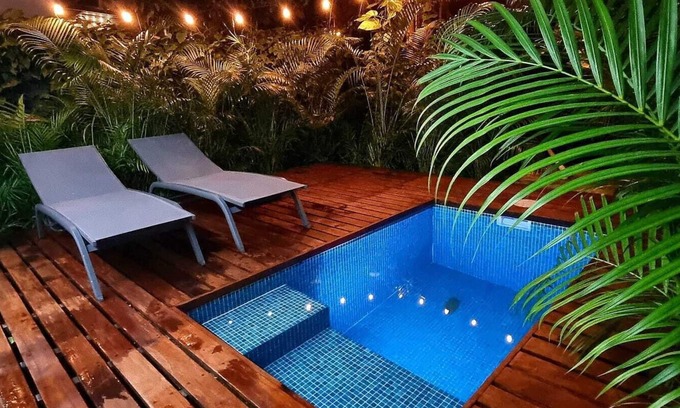 Cahuita Apartment | Cool Jungle Casita with pool and A/C