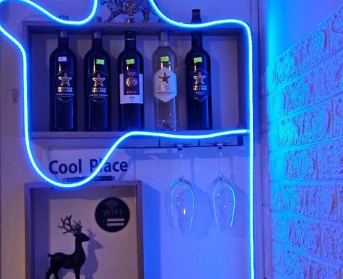 Ramat Gan Apartment | Cool place - חדרים דלוקס - ליד בי"ח "שיבא"-"בלינסון"-"בר אילן"-"מכללת ר"ג" - חניית רכבים חינם זמינה 24-7 -חשבונית מס