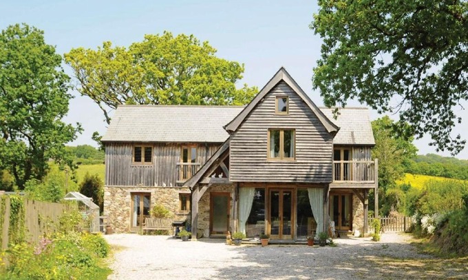 Doddiscombsleigh House | Coombe Park - Retreat