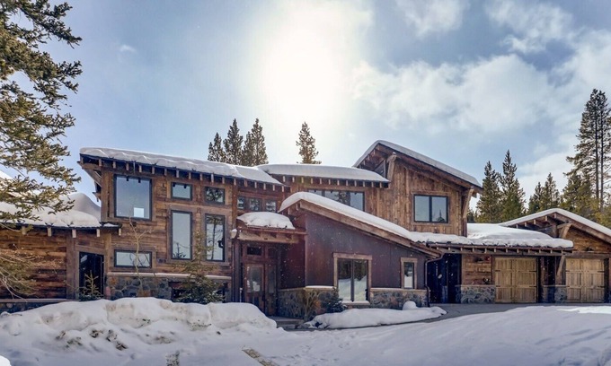 Copper Mountain House | Copper House - Beautiful Ski on/Ski off Luxury Home in Copper Mountain