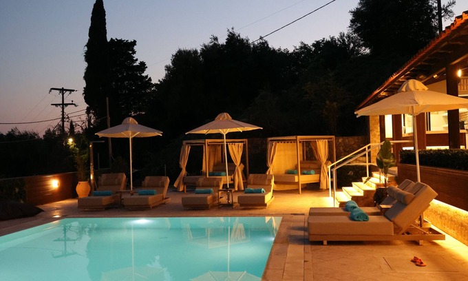 Ipsos Hotel | Corfelia Seaview Suites