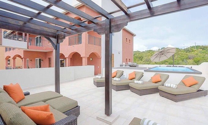 Maho Condo | Corfu in Porto Cupecoy by Personal Villas - Luxurious and Elegant