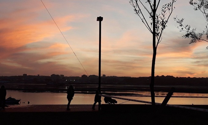 Seixal Apartment | Cork House (In the heart of Seixal Portugal 20minutes from Lisbon)