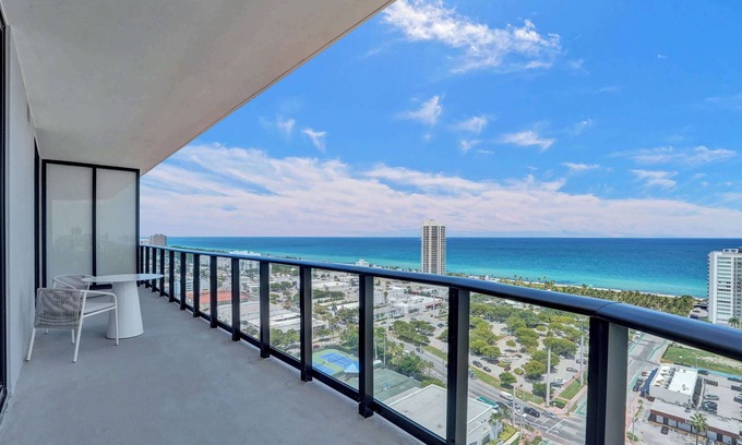 North Beach Condo | Corner Unit with Water Views — Premium 2BR/2 BA in Miami Beach