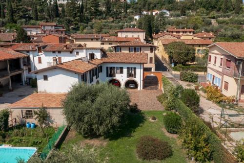 Padenghe sul Garda Apartment | CORTE RIBELLI