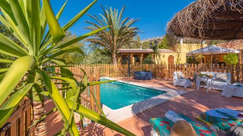 Antequera House | Cortijo el Alcornocal by Ruralidays