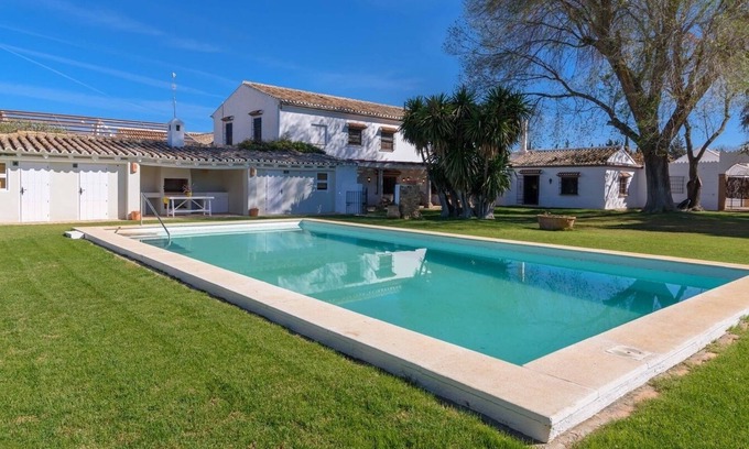 Antequera Villa | Cortijo del Río Antequera by Ruralidays