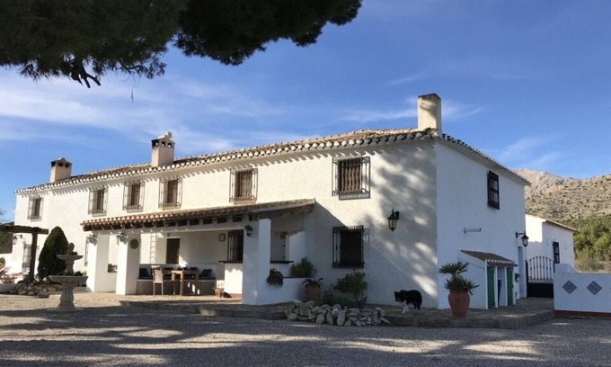 Chirivel Bed & Breakfast | Cortijo El Ciruelo