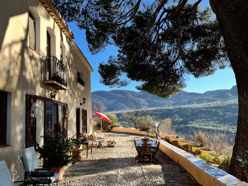 La Loma Bed & Breakfast | Cortijo El Pino Retreat