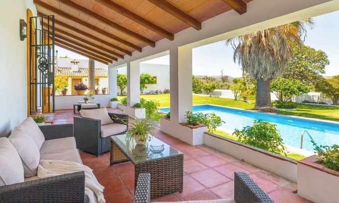 Setenil de las Bodegas Villa | Cortijo La Dehesa Del Pilar Setenil de las Bodegas by Ruralidays