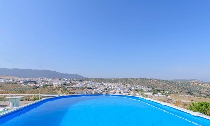 Villanueva de Algaidas Villa | Cortijo La Umbría Villanueva de Algaidas by Ruralidays