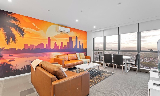 Fortitude Valley Apartment | Cosy 1-Bed 41st Floor City Views king bed
