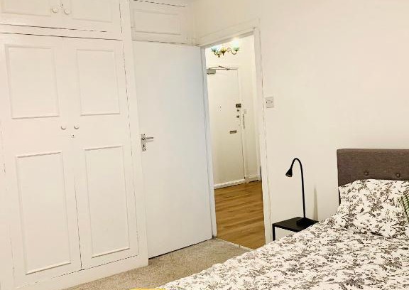 Swiss Cottage Apartment | Cosy 2 bedroom apartment in Swiss Cottage.