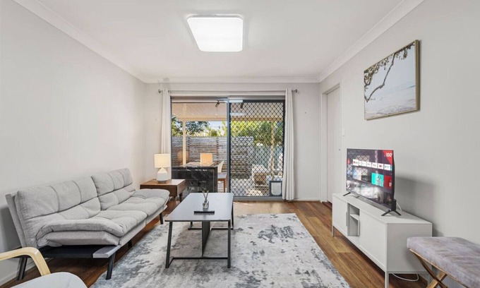 Keperra House | Cosy 4BR Home with Yard in Peaceful Keperra