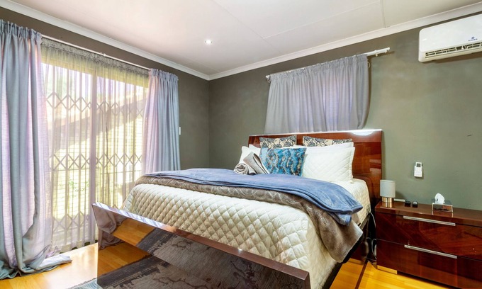 Greater Johannesburg Metropolitan Area Cottage | Cosy and beautiful 1 bedroom flatlet