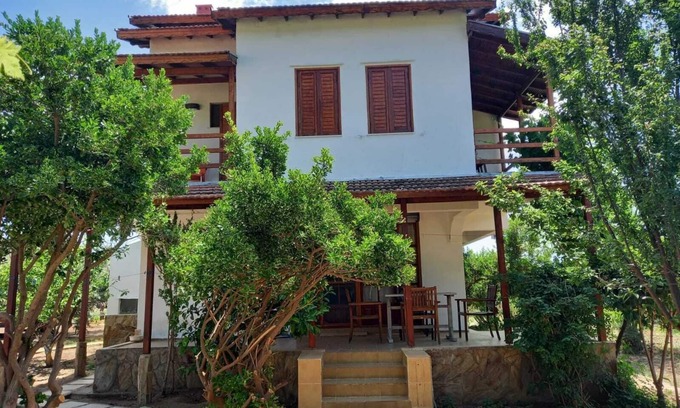 Karabaglar House | Cosy and relaxing villa in a big mandarin garden