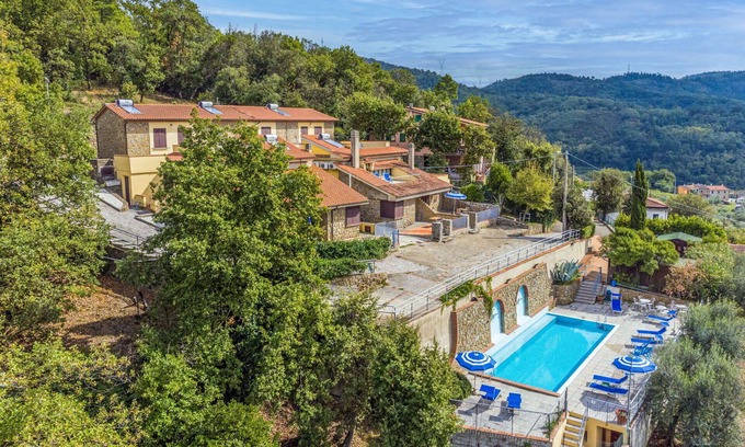San Baronto Apartment | Cosy apartment for 4 guests with WIFI, pool, balcony, pets allowed and panoramic view
