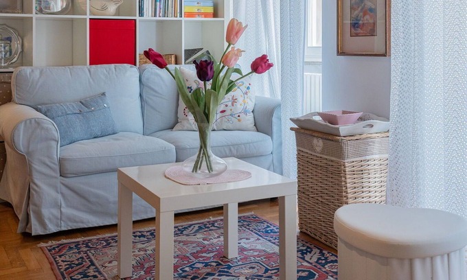 Pavia Apartment | Cosy apartment for 2 guests with WIFI, A/C and TV