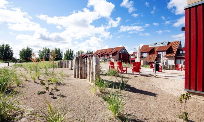 Hohen Wieschendorf Apartment | Cosy apartment for 4 guests with WIFI, TV, terrace, pets allowed and panoramic view