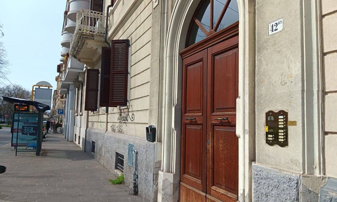 Ancona Apartment | Cosy apartment for 4 guests with WIFI, A/C, TV and pets allowed