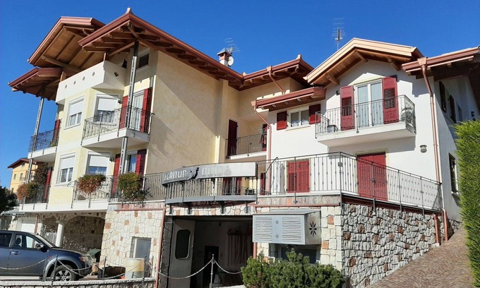 Vervo Apartment | Cosy apartment for 4 guests with WIFI, TV, terrace and pets allowed