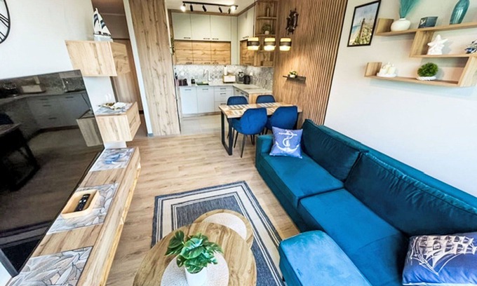 Gaski Apartment | Cosy apartment for 4 people with WIFI, hot tub, pool, TV and balcony