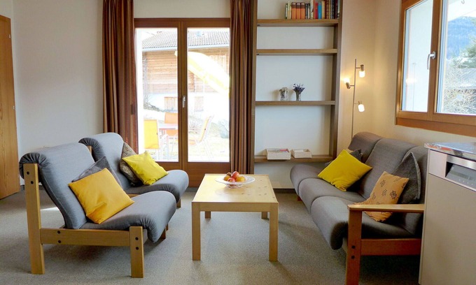 Buerchen Apartment | Cosy apartment for 6 guests with WIFI, TV, patio, panoramic view and parking