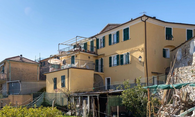 Vasia Apartment | Cosy apartment for 6 people with WIFI, terrace and pets allowed