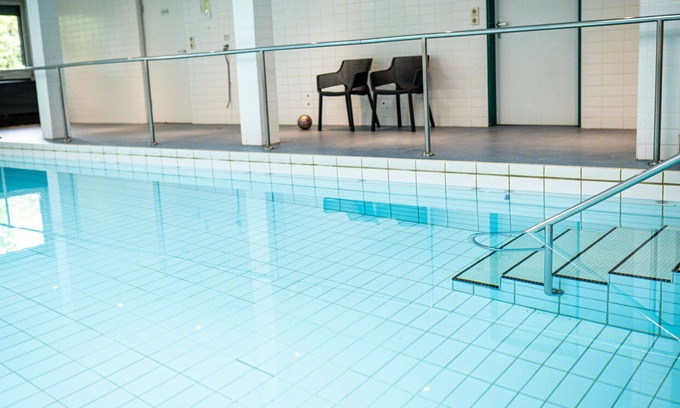 Groenebach Apartment | Cosy apartment for 21 people with hot tub, WIFI, pool and terrace