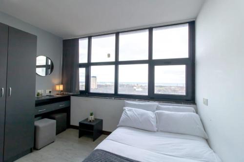 Sunderland City Centre Apartment | Cosy Budget Sunderland Studio with Great Views