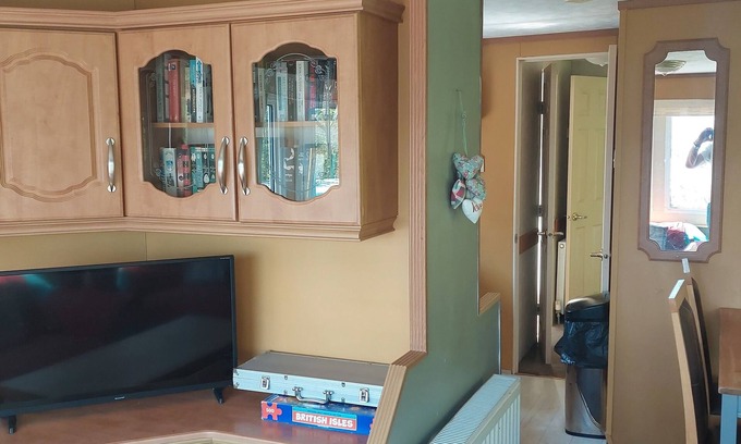 Broadford House | Cosy caravan in central location on the Isle of Skye.