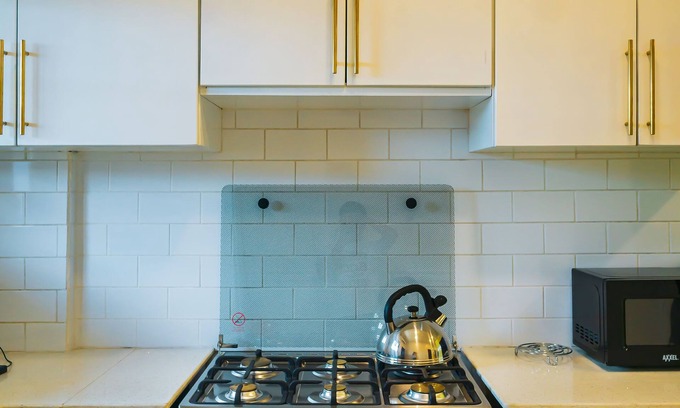 Noord Apartment | Cosy & Quirky Wolf Apartment