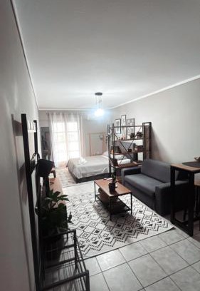 Old Town Apartment | Cosy studio at Tsinari