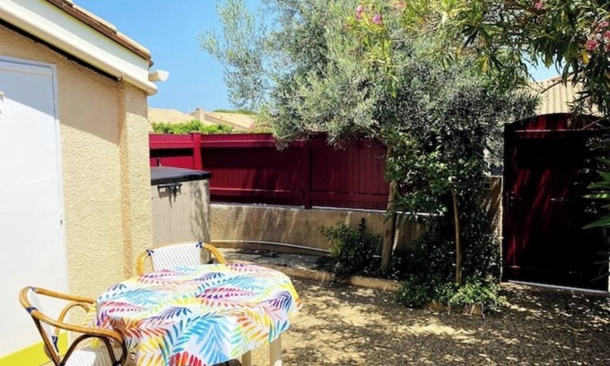Saint-Cyprien Plage House | 🌺 Cosy vacation home with lovely terrace 🌺