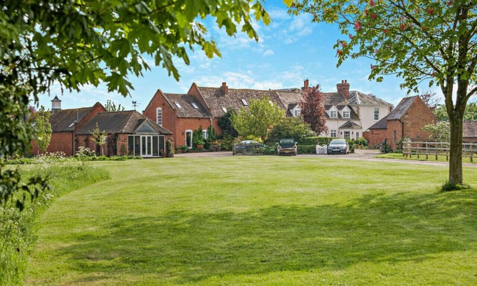 Wichenford House | Cottage at Hill Farm