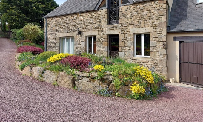 Champ-du-Boult House | Cottage overlooking the garden on the edge of the forest