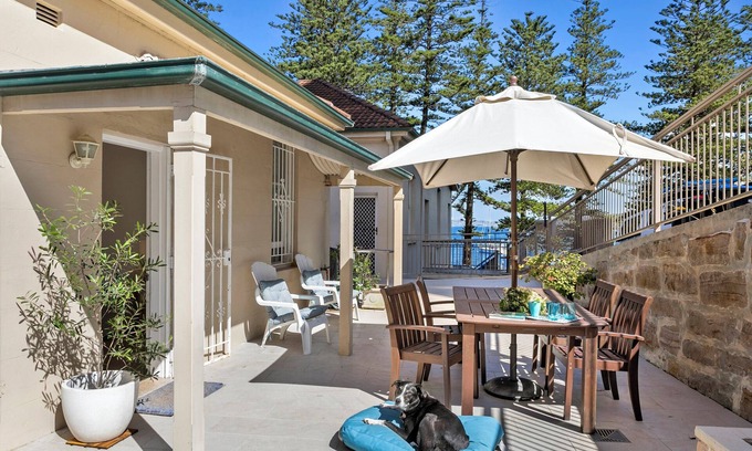 Manly Apartment | Cottage-style Unit on Manly Beach