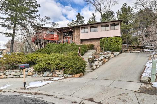 Cottonwood Heights House | Cottonwood Heights Home with Deck!
